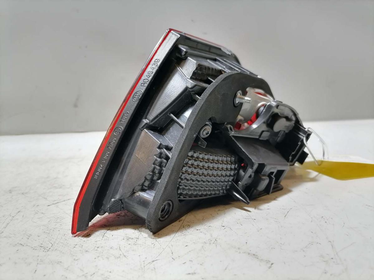 Seat Leon 5F original R&uuml;cklicht R&uuml;ckleuchte Schlussleuchte innen links Bj.2015